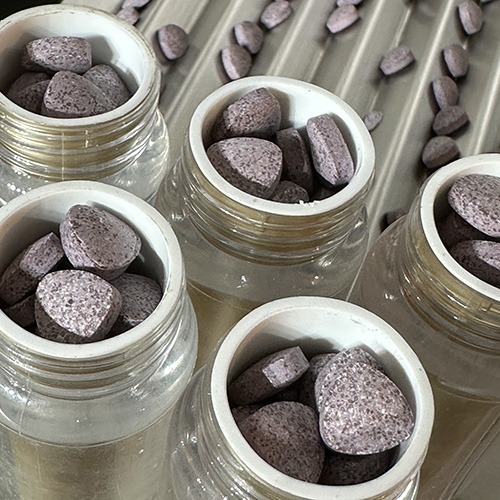 Candy counting packaging machine